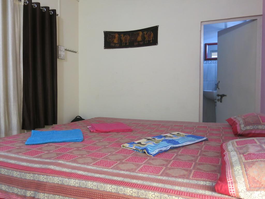 Ma Vishalakshi Paying Guest House Varanasi Phòng bức ảnh