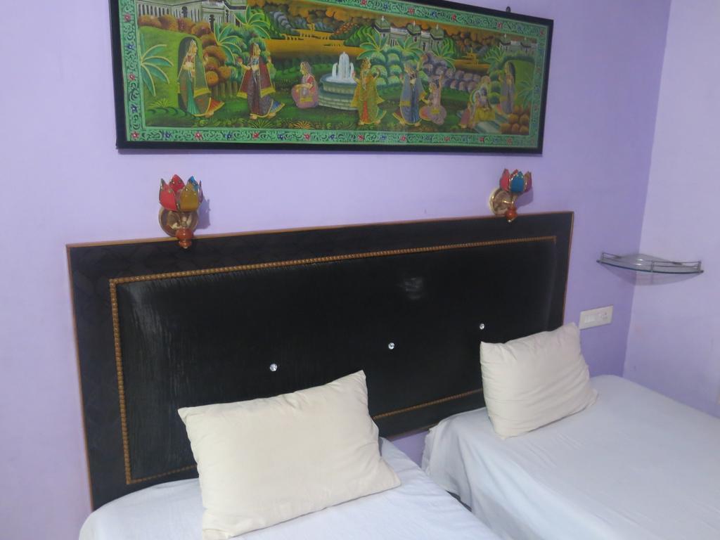 Ma Vishalakshi Paying Guest House Varanasi Phòng bức ảnh